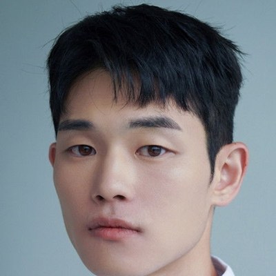 チェ・ヨンミン（キム・ジョンジン）