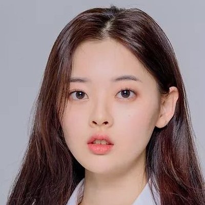 ソン・ミナ（ハン・スア）