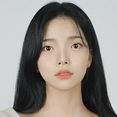 ヨン・テヨン(ハン・ジウ)