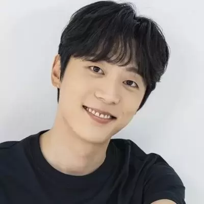 ソ・ジホ(シン・ヒョンス)