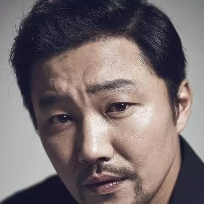 トゥ・ジュンソ(ハン・ジェヨン)