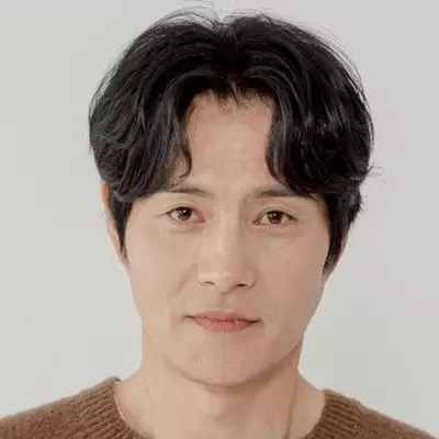 コ・ウォンピョ(イ・ヘヨン)
